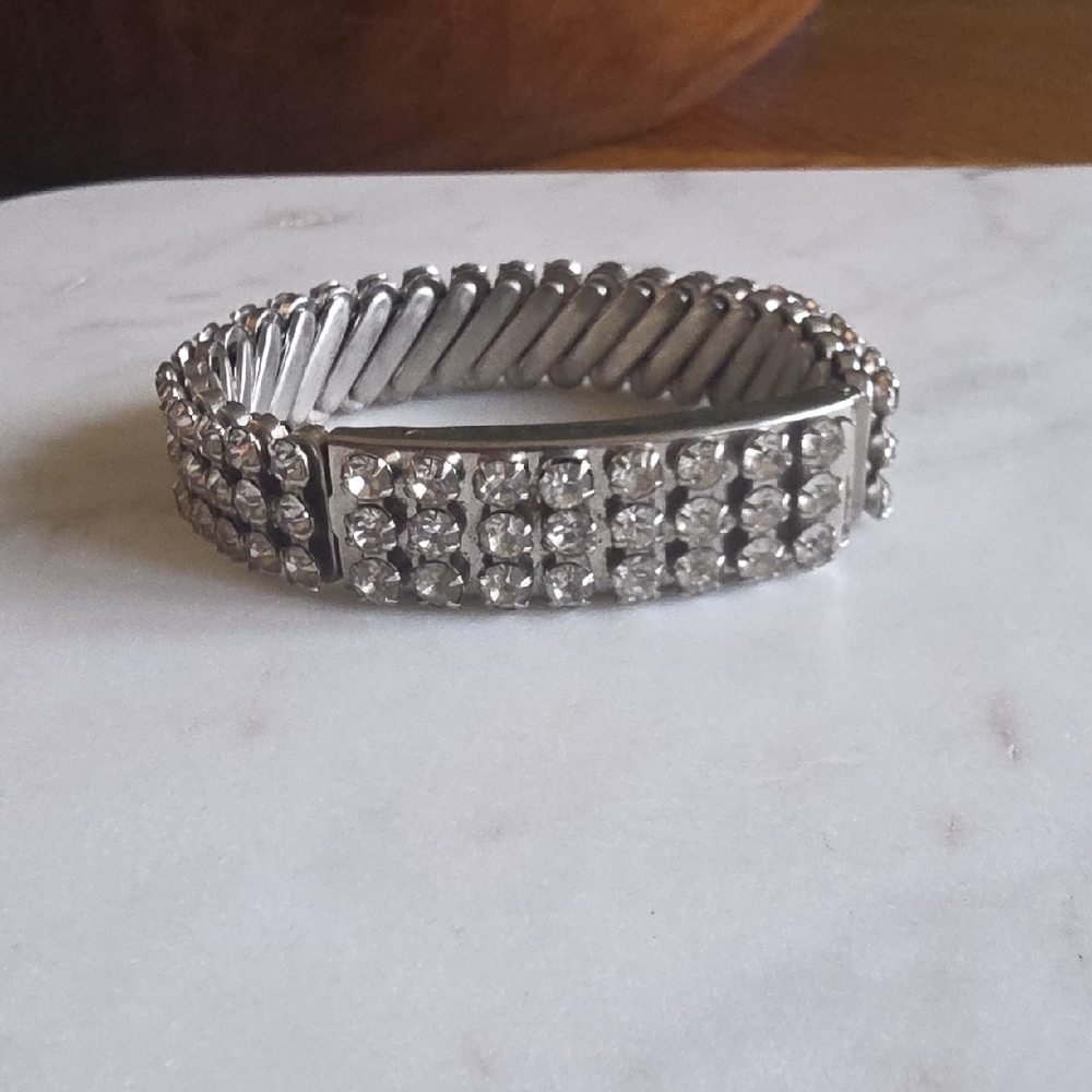 1950s Vintage rhinestone locket bracelet